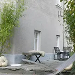 Family Wellhouse Garden Direct In Salzburg, Sunny Big Garden, Up To 16 Pax, Bikes For Free, Bbq, Sunbeds, Parking For Free, 15 Min Sound Of Music Вилла Зальцбург