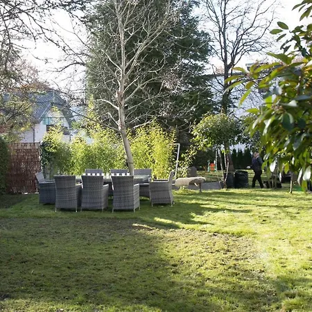 Family Wellhouse Garden Direct In Salzburg, Sunny Big Garden, Up To 16 Pax, Bikes For Free, Bbq, Sunbeds, Parking For Free, 15 Min Sound Of Music Willa