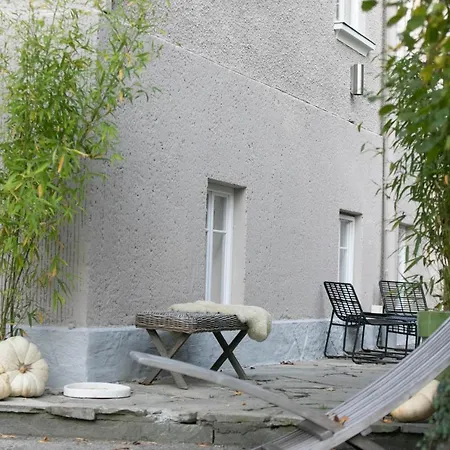 Family Wellhouse Garden Direct In Salzburg, Sunny Big Garden, Up To 16 Pax, Bikes For Free, Bbq, Sunbeds, Parking For Free, 15 Min Sound Of Music 别墅 萨尔茨堡