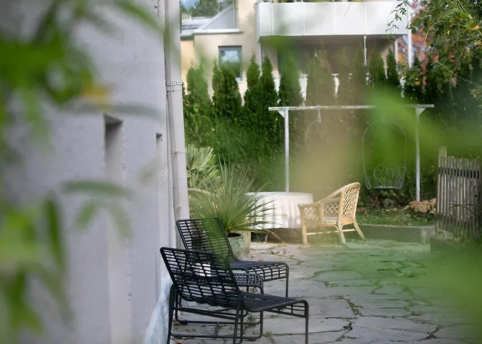 Family Wellhouse Garden Direct In Salzburg, Sunny Big Garden, Up To 16 Pax, Bikes For Free, Bbq, Sunbeds, Parking For Free, 15 Min Sound Of Music * Salzburg