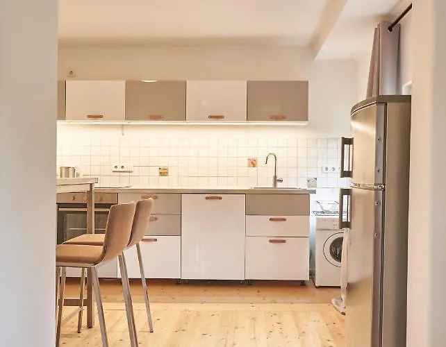 Villa Family Wellhouse Garden Direct In Salzburg, Sunny Big Garden, Up To 16 Pax, Bikes For Free, Bbq, Sunbeds, Parking For Free, 15 Min Sound Of Music