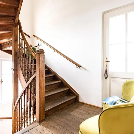 Family Wellhouse Garden Direct In Salzburg, Sunny Big Garden, Up To 16 Pax, Bikes For Free, Bbq, Sunbeds, Parking For Free, 15 Min Sound Of Music